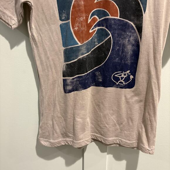 Duke's Waikiki Shirt Mens Small Tan Retro Surf Wave Graphic Tee Hawaii Beach - Picture 5 of 11